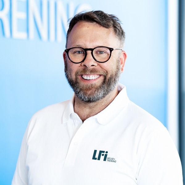 Thomas Sewell, osteopat og fysioterapeut ved LFI Helse+Trening i Lillestrøm – tilbyr behandling innen osteopati og fysioterapi. Behandler ved LFI Lillestrøm med personlig oppfølging.